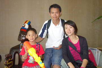 1057534_5bde3539e39e3f4d1bd991536e74e9c9